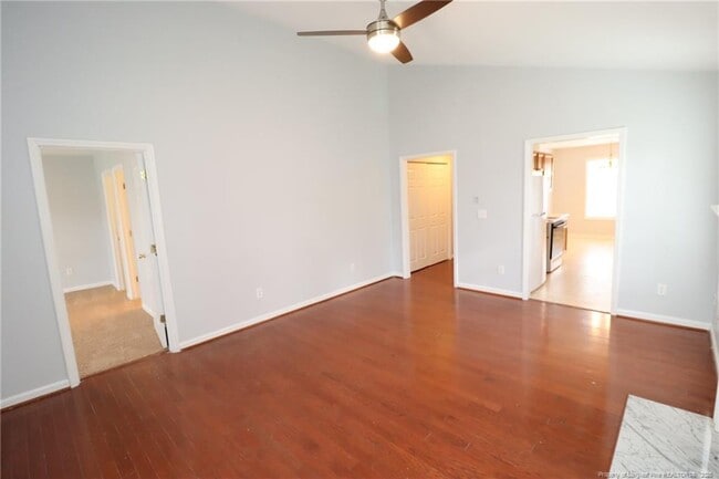 Building Photo - 4105 Scofield Dr