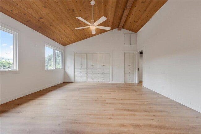 Building Photo - Available Now – Beautiful Carmel Valley Home in Carmel School District