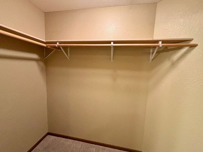 Building Photo - Room to Live, Space to Enjoy – 4 Bed / 2.5...