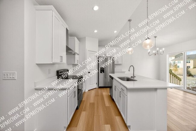 Building Photo - 318 SW 16th St