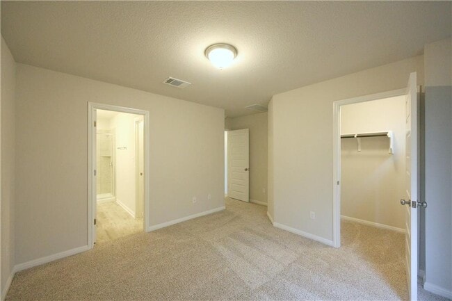 Building Photo - 1732 Fountain Bridge Dr