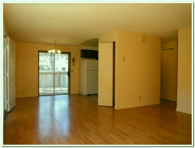 Building Photo - 1655 34th St