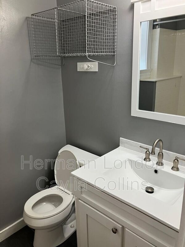 Building Photo - 4657-4659 Idaho Ave