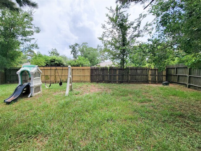 Building Photo - 5322 Rivergate Dr