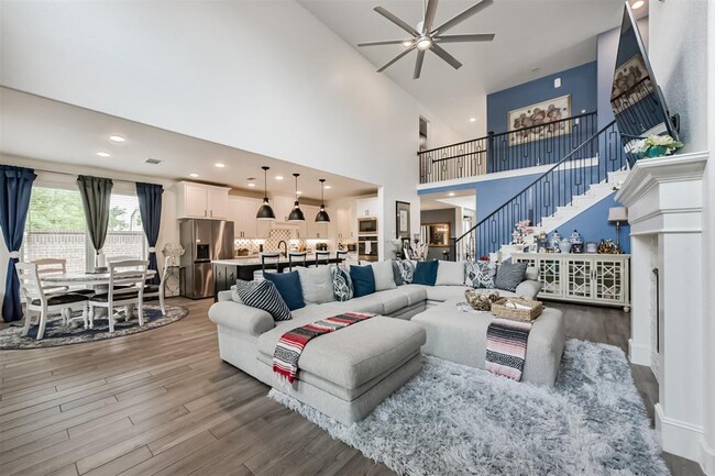 Building Photo - 27208 Starry Oaks Dr