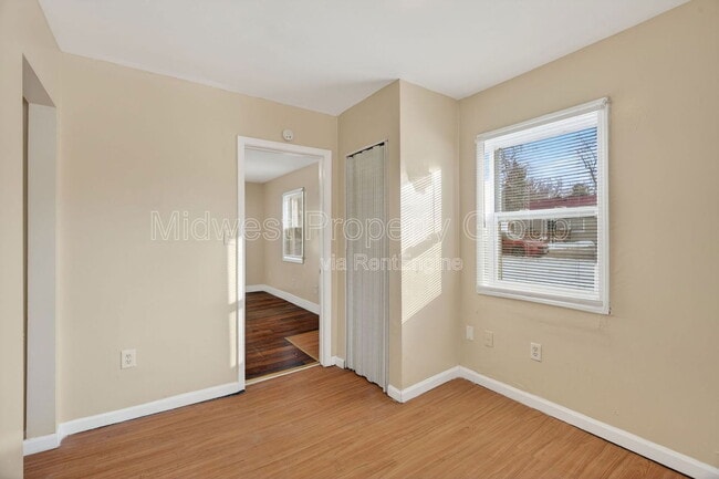 Building Photo - 159 Barto Dr