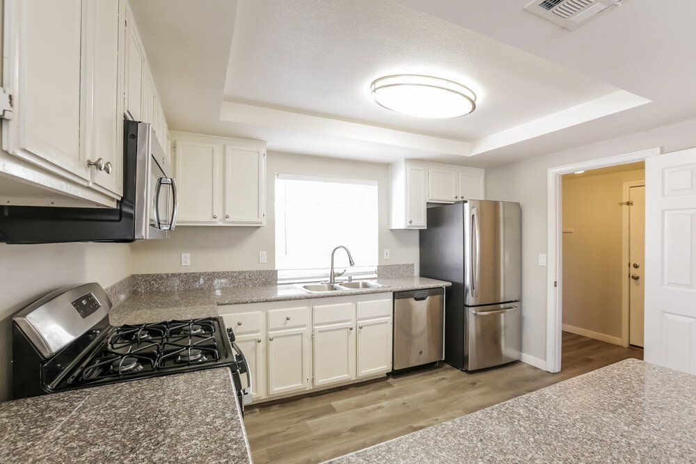 Building Photo - 7217 Chesterton Dr