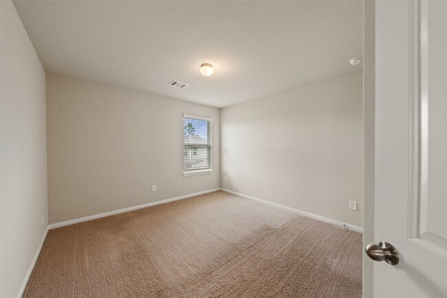 Building Photo - 3580 Cannon Dr