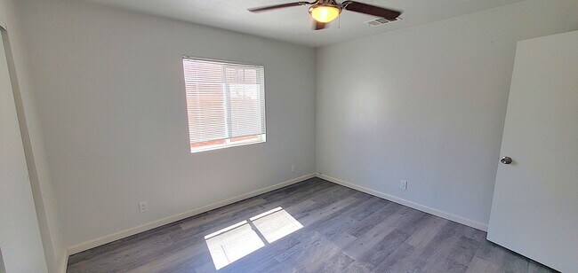 Building Photo - 510 Giles Ave
