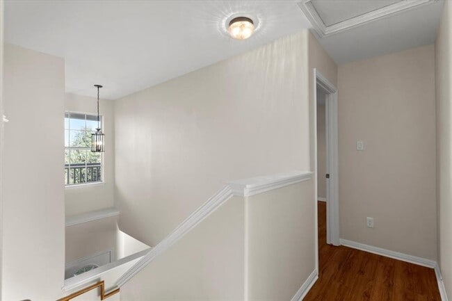 Building Photo - 6001 Perlita Dr