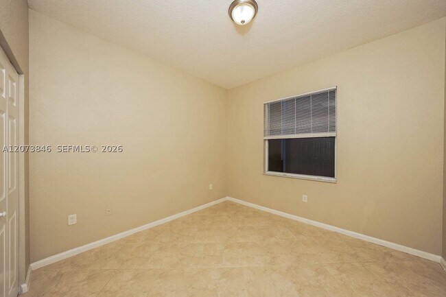 Building Photo - 7866 Jewelwood Dr