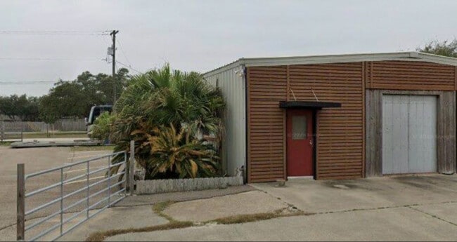 Building Photo - 1603 W Market St