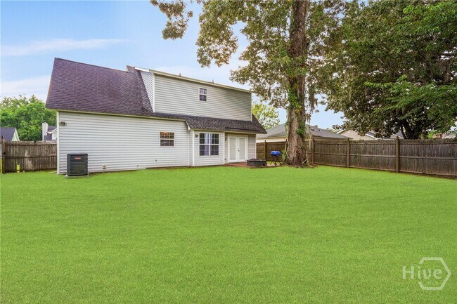 Building Photo - 156 Laurel Green Ct