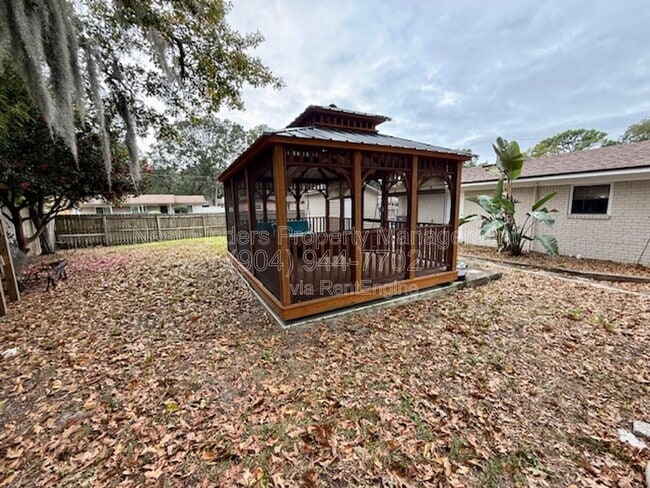 Building Photo - 4023 Grissom Dr