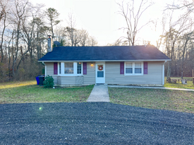 Building Photo - 410 Lakehurst Rd