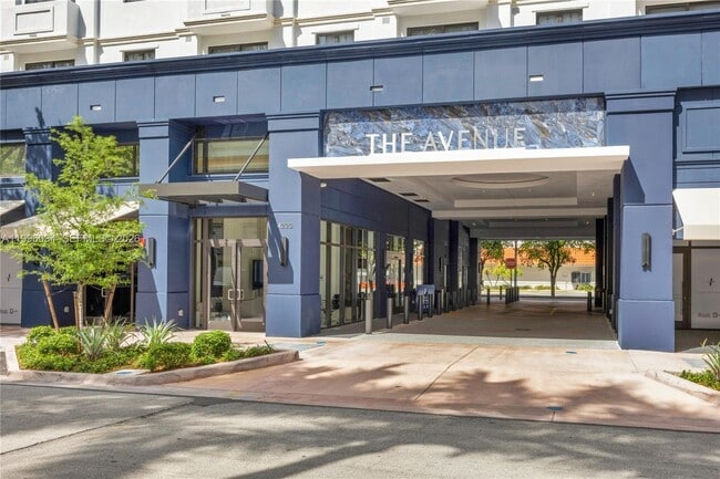 Building Photo - 4220 Laguna St