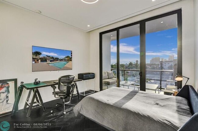 Building Photo - 20 Isle of Venice Dr