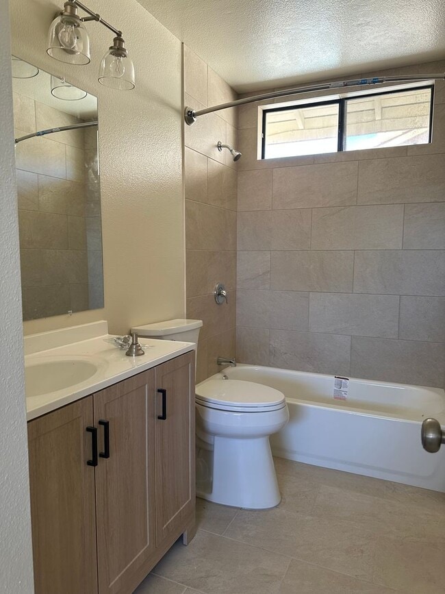 Building Photo - Nice Corona Hills Home