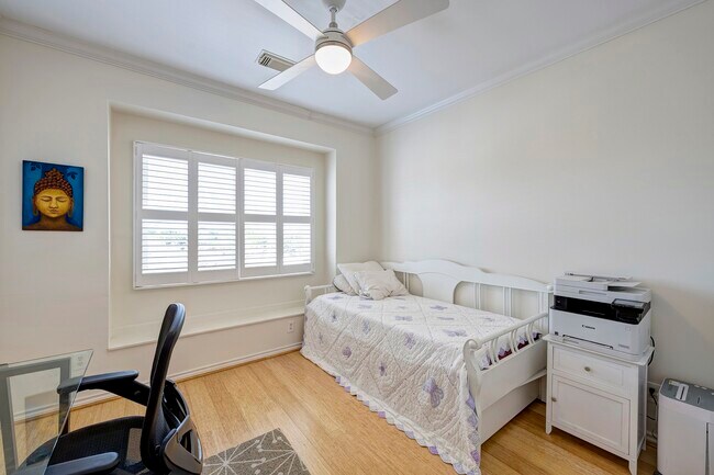 Building Photo - 5014 Mellon St