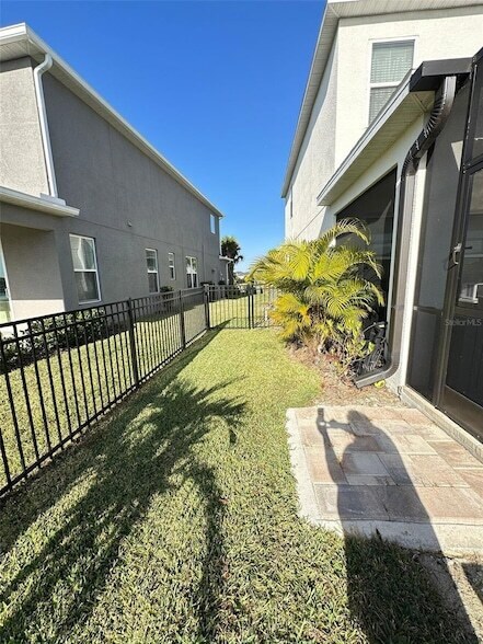 Building Photo - 33805 Astoria Cir