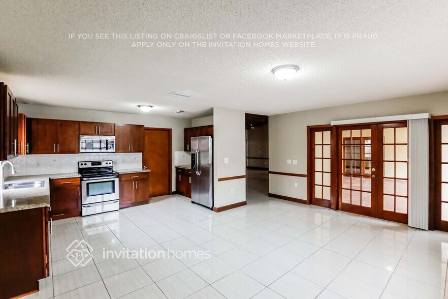 Building Photo - 16630 NW 82nd Ave