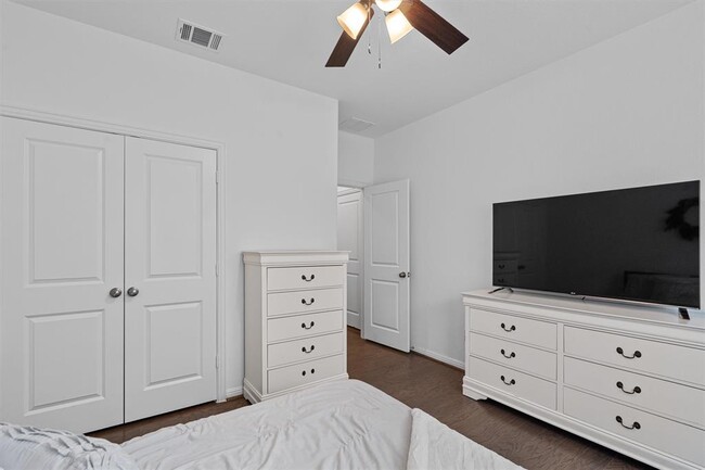 Building Photo - 600 Spurlock Wy