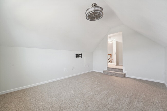 Building Photo - 2312 Longmont Dr
