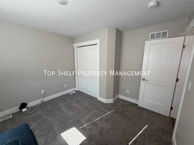 Building Photo - 501 Kirkwood Ave