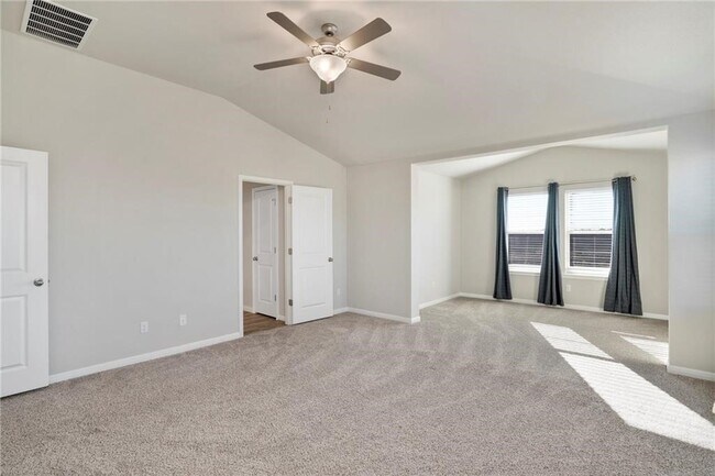Building Photo - 19004 Elk Horn Dr