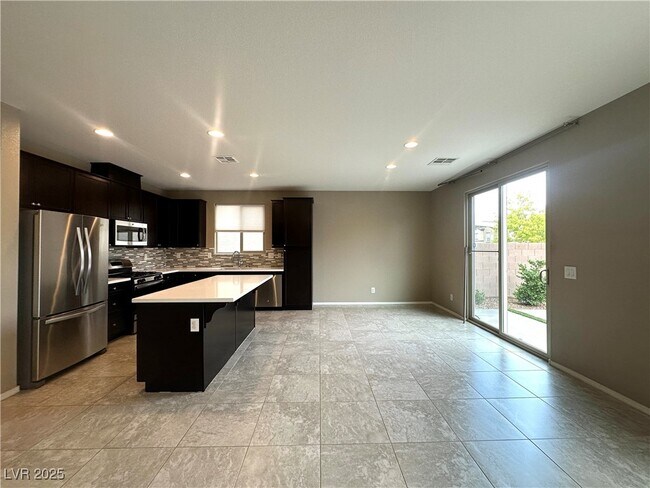 Building Photo - 7428 Amesbury St