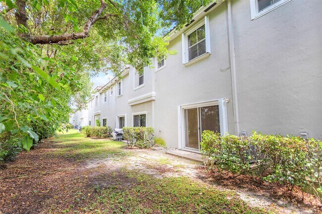 Building Photo - 14105 SW 49th St