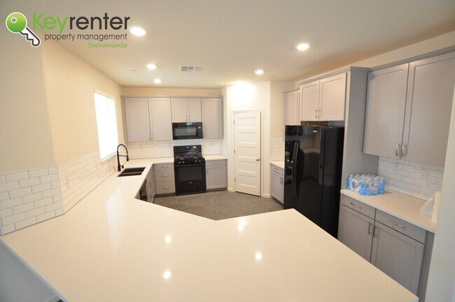 Building Photo - 3055 Island Creek Way