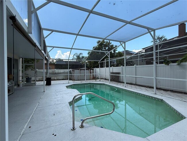 Building Photo - 1373 Foxforrest Cir