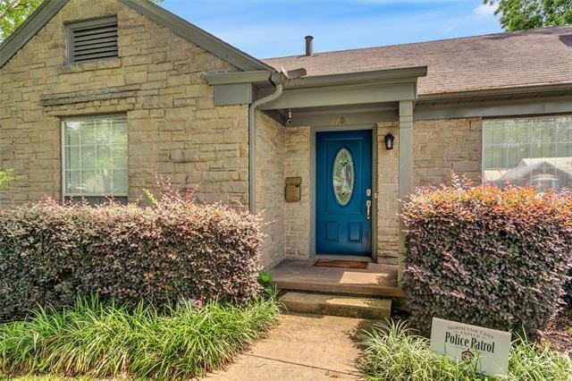 Building Photo - 2234 W Colorado Blvd