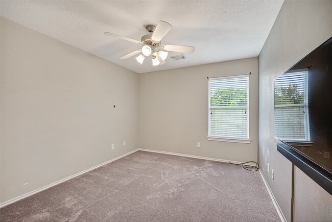 Building Photo - 12042 Clear Brook Oak St