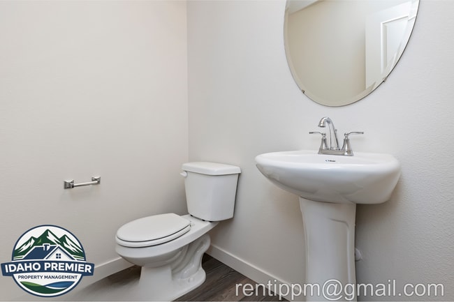 Building Photo - 7642 E Lightfoot St