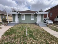 Building Photo - 1008 Studewood St