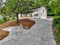 Building Photo - 917 S Forrest Dr
