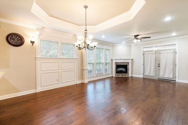 Building Photo - UPCOMING LISTING-CUSTOM BUILT HOME IN PINEHURST