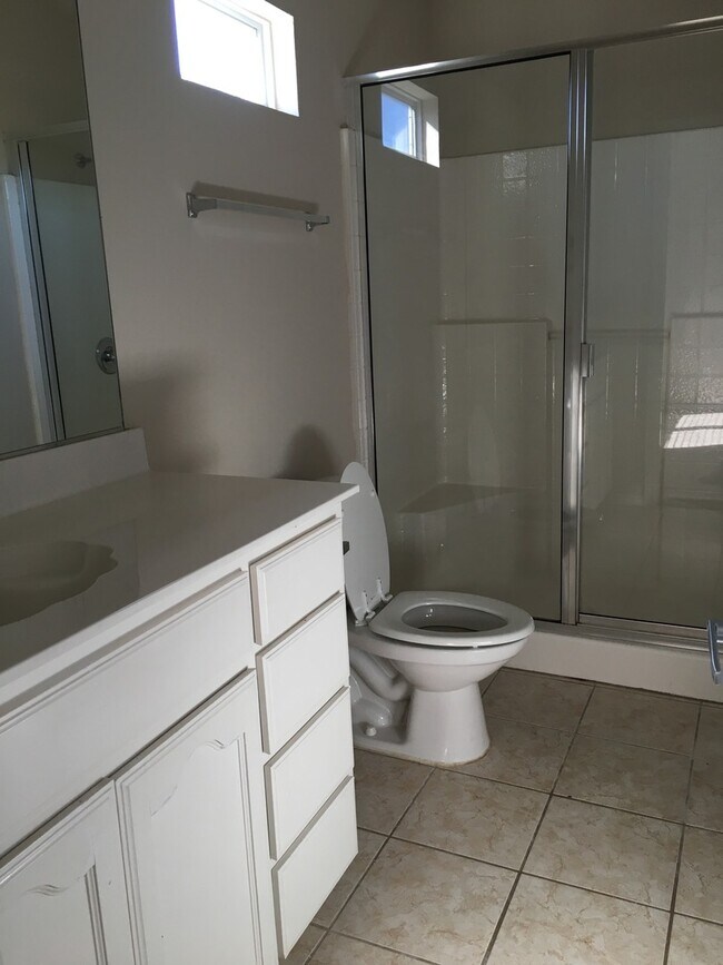 Building Photo - 3BD/2BA/2-Car Garage |Eagle Mtn-Saginaw ISD $1,895/mo | Pets Welcome — All Sizes