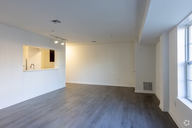 Interior Photo - 394 South Harrison