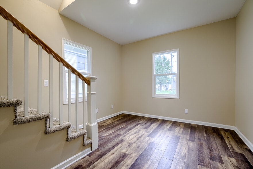 Building Photo - 1517 Z St