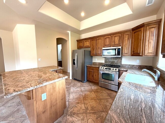 Building Photo - Beautiful home in Prescott Lakes