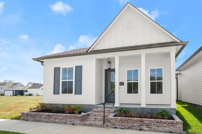 Primary Photo - 13932 Mullins Dr