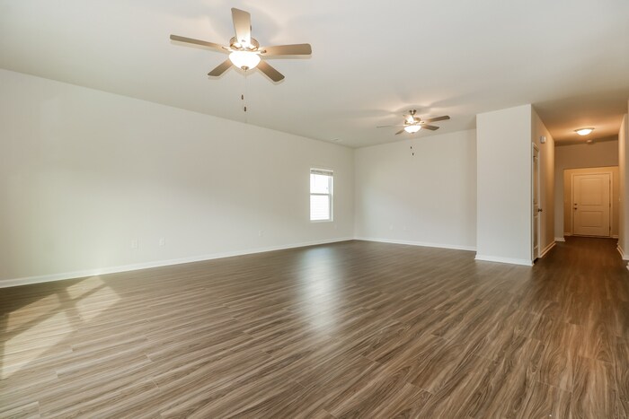 Building Photo - 363 Augustine Dr