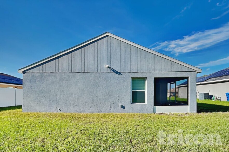 Building Photo - 505 Interlock St