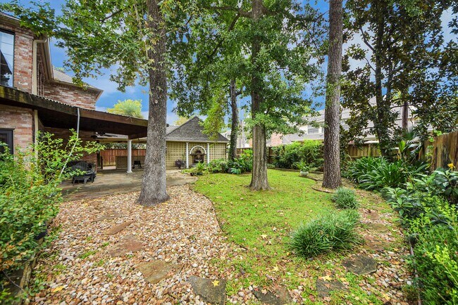 Building Photo - 5214 Norborne Ln
