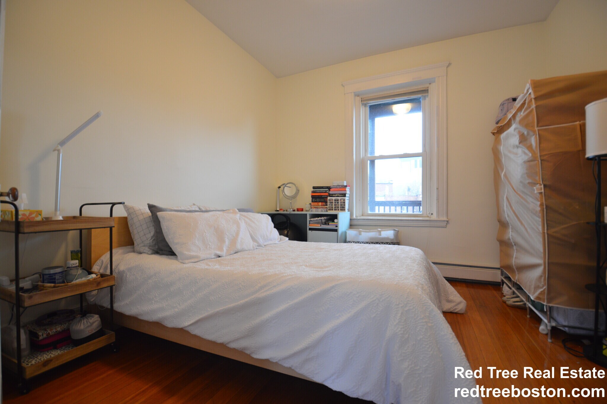 Building Photo - 256 Aspinwall Ave