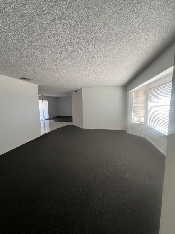 Building Photo - 17495 Melba Dr E