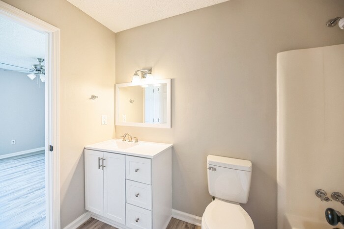 Building Photo - 114 Johnny Reb Dr